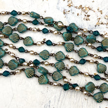 Load image into Gallery viewer, Turquoise Seashell Czech Bead Chain - 1 foot
