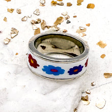 Load image into Gallery viewer, White Field Full of Flowers Ring
