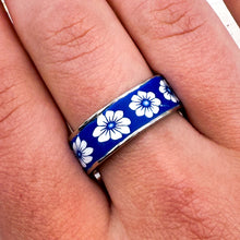 Load image into Gallery viewer, Hawaiian Lei Ring
