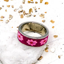 Load image into Gallery viewer, Pink Hawaiian Lei Ring
