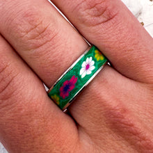 Load image into Gallery viewer, Flower Power Ring-Green
