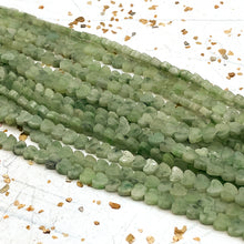 Load image into Gallery viewer, Agate Heart Bead Strand
