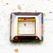 Load image into Gallery viewer, 30mm Copper Square Ring Premium Crystal Link
