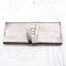 Load image into Gallery viewer, Silver Beige Jewelry Pouch - Paris Find!
