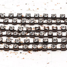 Load image into Gallery viewer, 5mm Antique Copper Bargain Crystal Cup Chain - 1 Foot
