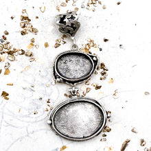 Load image into Gallery viewer, Antique Silver-Plated Brass Resin Pendant
