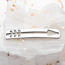 Load image into Gallery viewer, Antique Silver Arrow Cutout Bar for Leather
