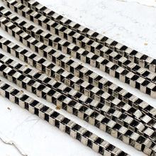 Load image into Gallery viewer, Small Antique Silver Cube Chain - 1 Foot
