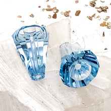 Load image into Gallery viewer, 17mm Aquamarine Austrian Crystal Artemis Beads - 2pcs
