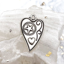 Load image into Gallery viewer, Antique Silver-Plated a Shining Star Heart Pendant

