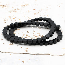Load image into Gallery viewer, Jet Heart Bead Strand
