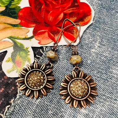 Rustic Flowers | DIY Jewelry Inspiration | Nostalgica Finished Piece