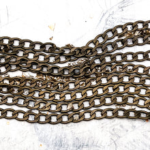 Load image into Gallery viewer, Antique Brass Cable Chain - 12"

