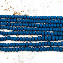 Load image into Gallery viewer, Blue Bead Strand
