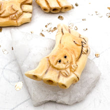 Load image into Gallery viewer, Carved Bone Cat Bead
