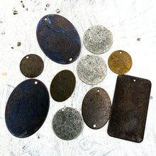 Load image into Gallery viewer, Mixed Metal Blank Charm Destash
