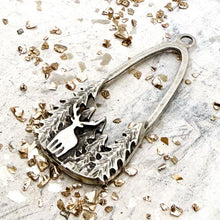 Load image into Gallery viewer, Antique Silver Deer Charm
