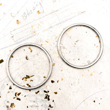 Load image into Gallery viewer, Open Frame Hoop Pairs - Silver
