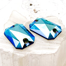 Load image into Gallery viewer, Pre Order Emerald Cut Sew-on Stone Emerald Shimmer Pair
