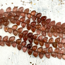 Load image into Gallery viewer, Strawberry Quartz Vine Gemstone Strand
