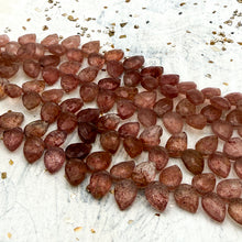 Load image into Gallery viewer, Strawberry Quartz Vine Gemstone Strand
