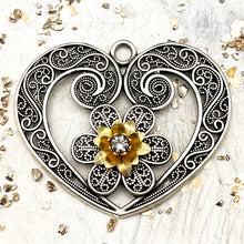 Load image into Gallery viewer, Pre-Order Large Antique Silver Blooming Heart Roulette Pendant
