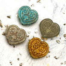 Load image into Gallery viewer, Heart to Heart Bead Mix
