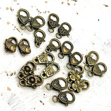 Load image into Gallery viewer, Antique Brass-Plated Design Clasp Pairs - 10 Pairs
