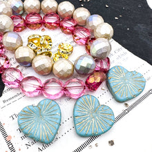Load image into Gallery viewer, Pre-Order Czech Heart Mix - Pink and Turquoise

