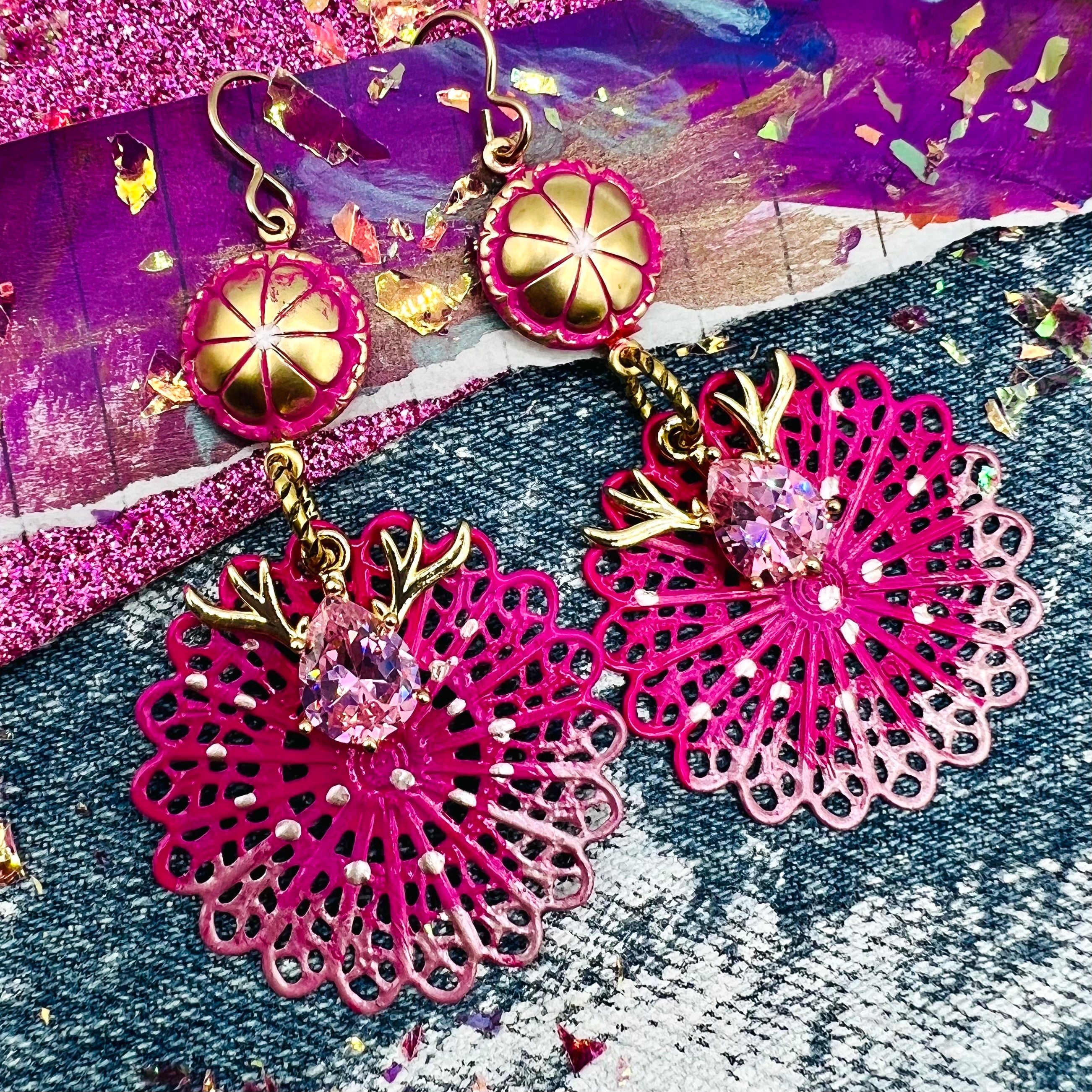 Holiday Time | DIY Jewelry Inspiration | Nostalgica Finished Piece
