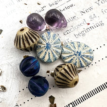 Load image into Gallery viewer, Grab Bag Bead Pair Set
