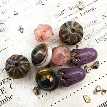 Load image into Gallery viewer, Grab Bag Bead Pair Set

