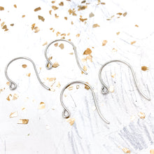 Load image into Gallery viewer, Antique Silver Ear Wire Hooks Set - 4pcs
