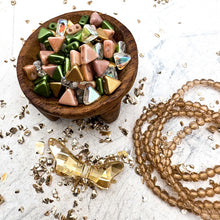 Load image into Gallery viewer, Pastel Rose &amp; Emerald Champagne Spring Triangle Kit
