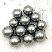 Load image into Gallery viewer, Premo Austrian Pearl Destash
