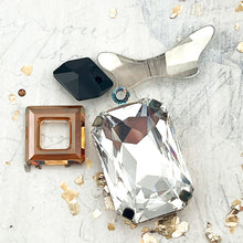 Load image into Gallery viewer, Austrian Crystal Destash
