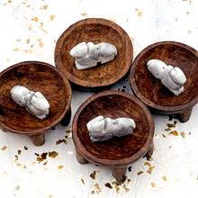Load image into Gallery viewer, Camel White Howlite Gemstone Bead/Pendant
