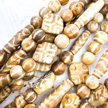 Load image into Gallery viewer, Round Bone Bead Strand
