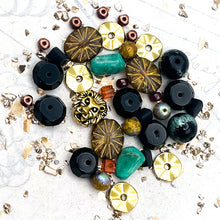 Load image into Gallery viewer, Lion's Reign Bead Mix
