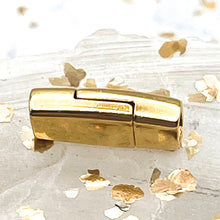 Load image into Gallery viewer, 5mm Flat Tapered Magnetic Gold Clasp

