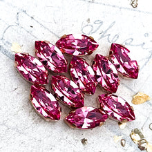 Load image into Gallery viewer, Magenta Majesty Bead Mix - 10 pcs
