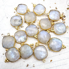 Load image into Gallery viewer, Moonstone Pendant
