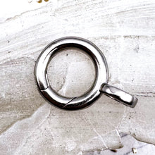 Load image into Gallery viewer, Antique Silver Spring Gate Ring
