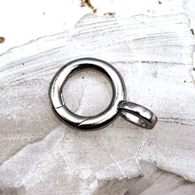 Load image into Gallery viewer, Antique Silver Spring Gate Ring
