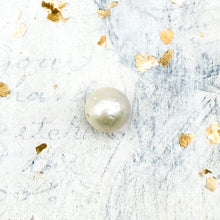 Load image into Gallery viewer, Day 24 Small Hole White Pearl Bead - 1pc
