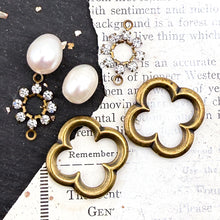 Load image into Gallery viewer, Antique Brass and Pearl Mix

