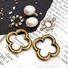 Load image into Gallery viewer, Antique Brass and Pearl Mix
