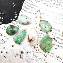 Load image into Gallery viewer, Chrysoprase Bead Set
