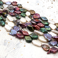 Load image into Gallery viewer, Multi Color Pearl Strand - Tucson Find
