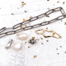 Load image into Gallery viewer, Candie's Pearl Bracelet Kit
